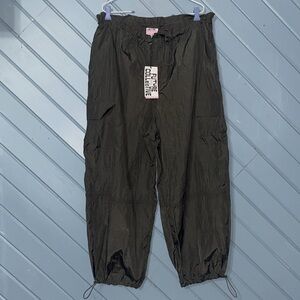 🥳 Future Collective Textured Olive Green Windbreaker Balloon Pants